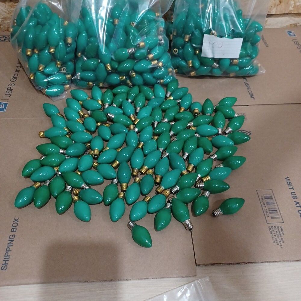 Lot 100 Green Christmas Light Bulbs - C7  Light Show Outdoor Indoor